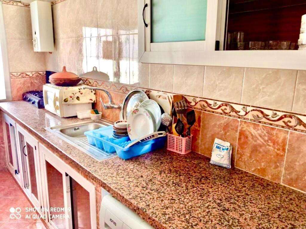 Blue Holiday واد لاو المظهر الخارجي الصورة